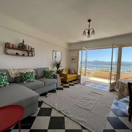 Appartement Le Marbello- Vue Mer- Plages- Commerces Le Lavandou